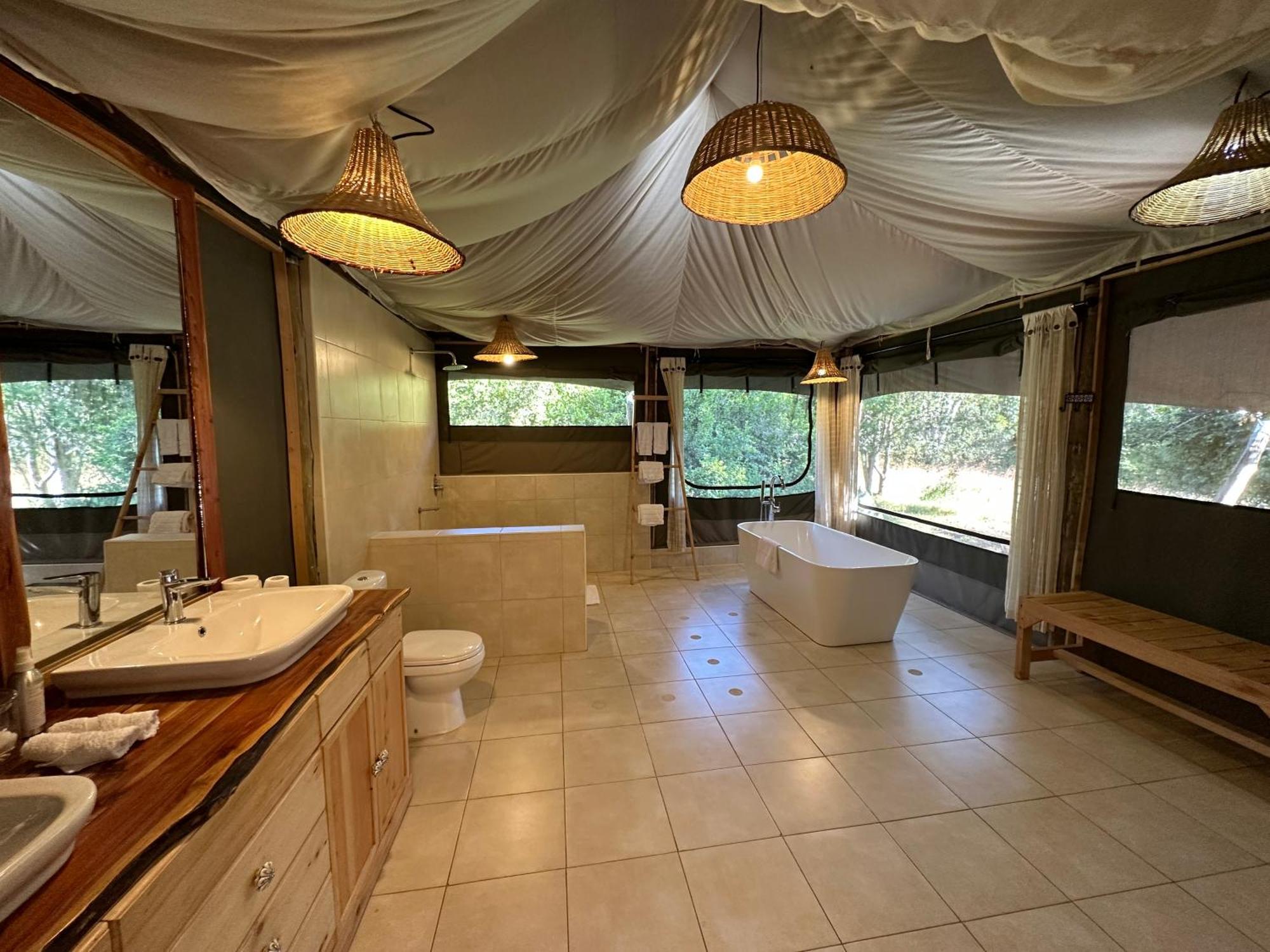 Ole Samara guest suites Nanyuki Extérieur photo