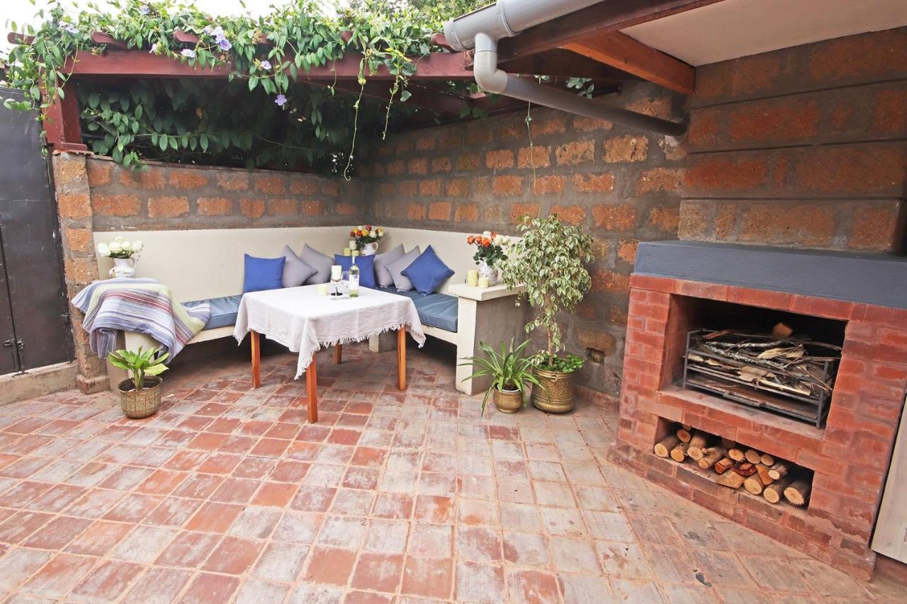 Ole Samara guest suites Nanyuki Extérieur photo